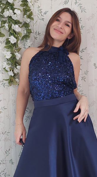 Top Lara, top con scollo all'americana, smanicato con fiocco al collo paillettes blu notte